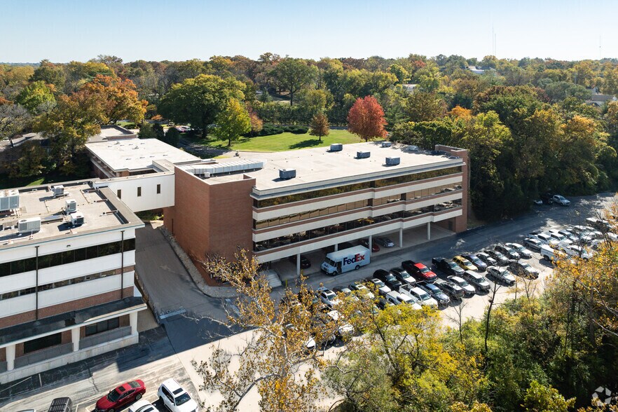 More Photos Of 345 Marshall Ave, Webster Groves Office For Lease