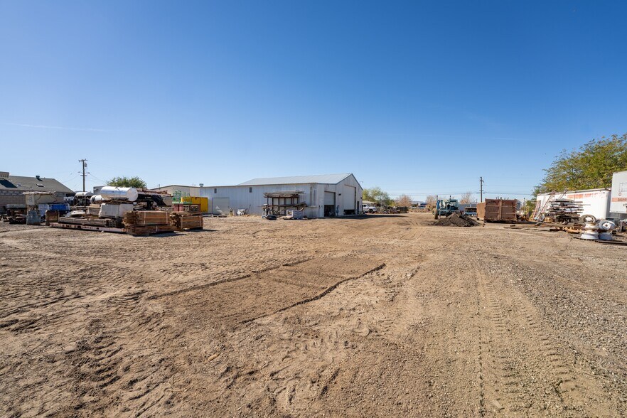 More Photos Of 42622 3rd St E, Lancaster Industrial For Sale