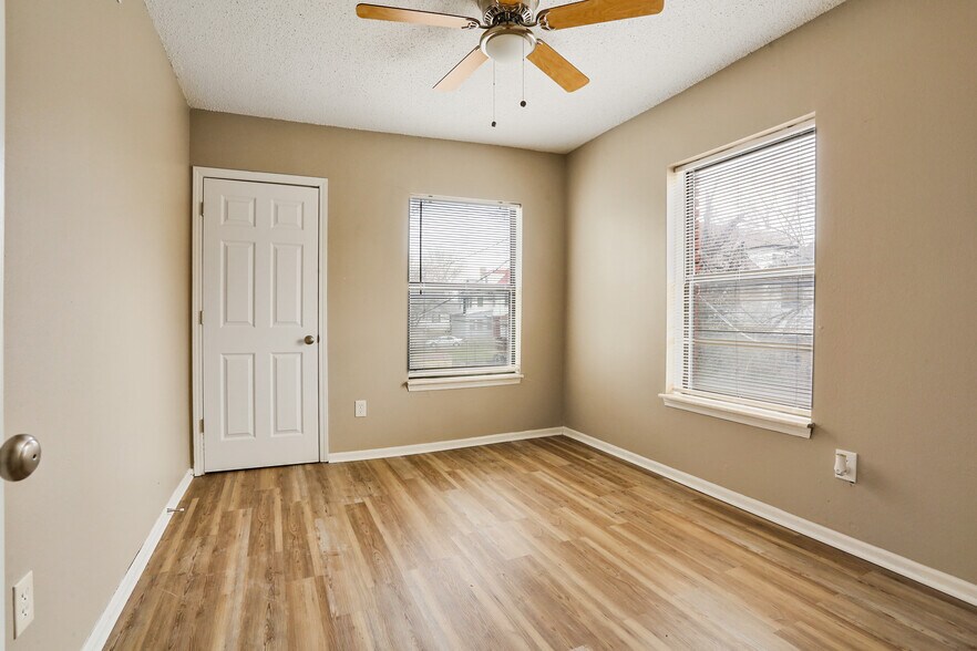 More Photos Of 2408-2410 E 29th St, Kansas City Apartments For Sale