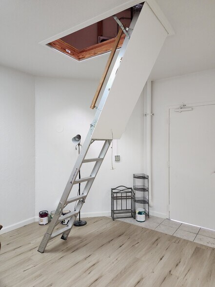 More Photos Of 46560 Fremont Blvd, Fremont Warehouse For Lease