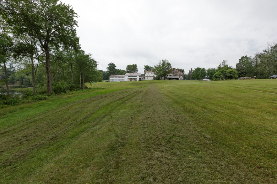 More Photos Of 275 Jenness Pond Rd, Northwood Hotel For Sale