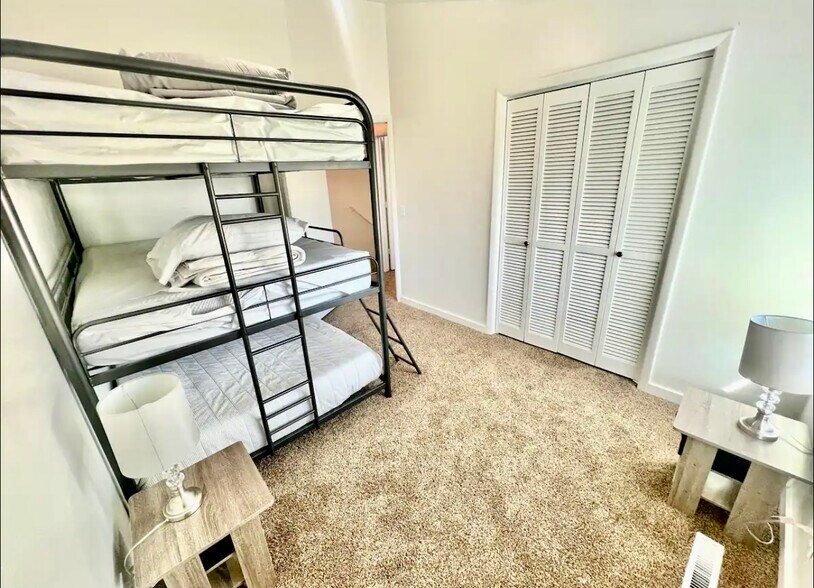 More Photos Of 356 N 300 W, Logan Apartments For Sale