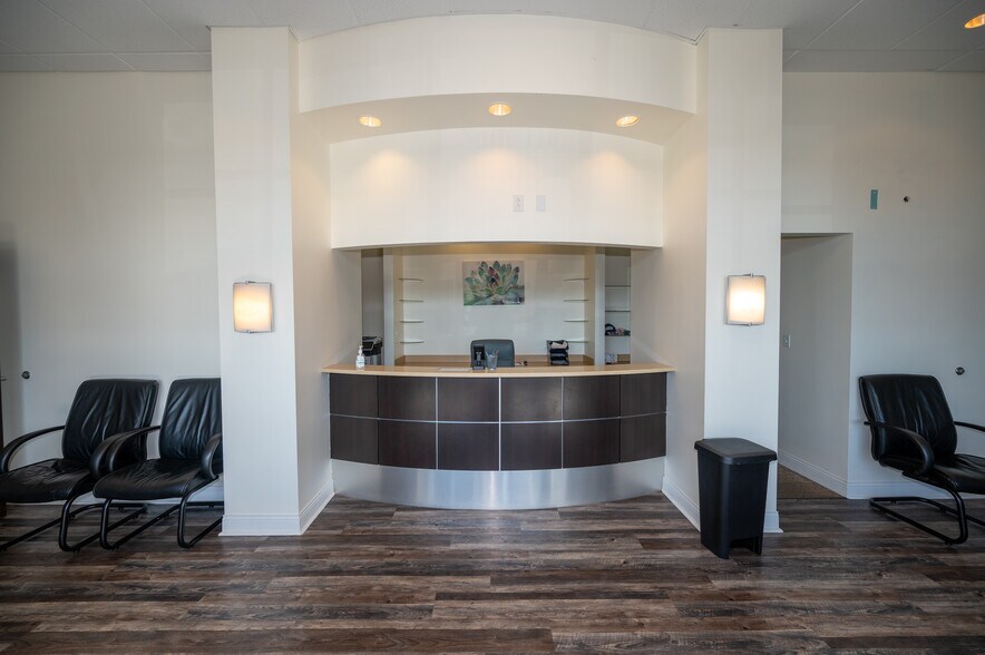 More Photos Of 710 Memorial Blvd, Murfreesboro Health Club For Lease