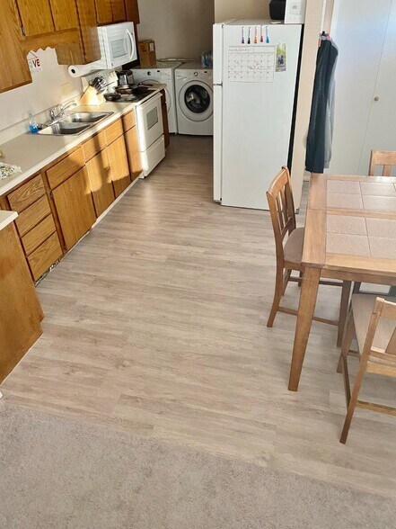 More Photos Of 300 Main St, Sherwood Apartments For Sale
