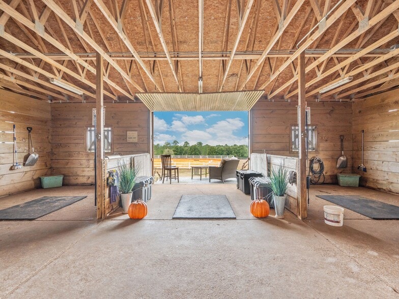 More Photos Of 5020 Arena Rd, Crestview Land For Sale