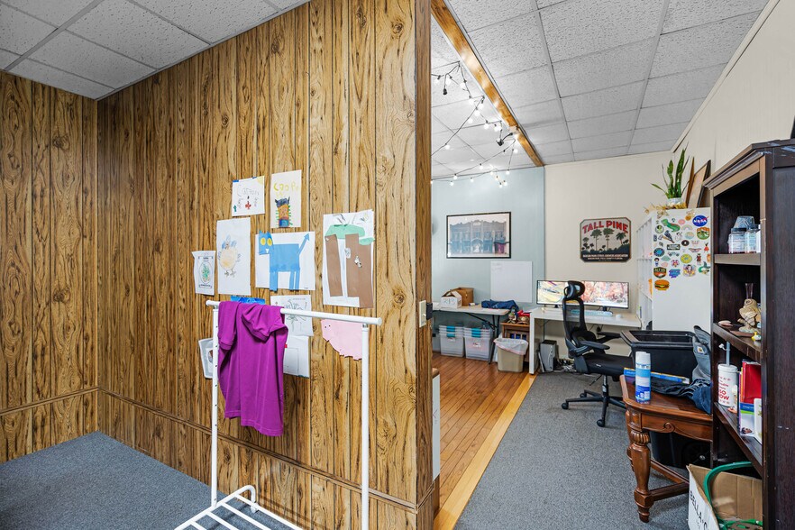 More Photos Of 107 E Polk Ave, Lake Wales General Retail For Sale