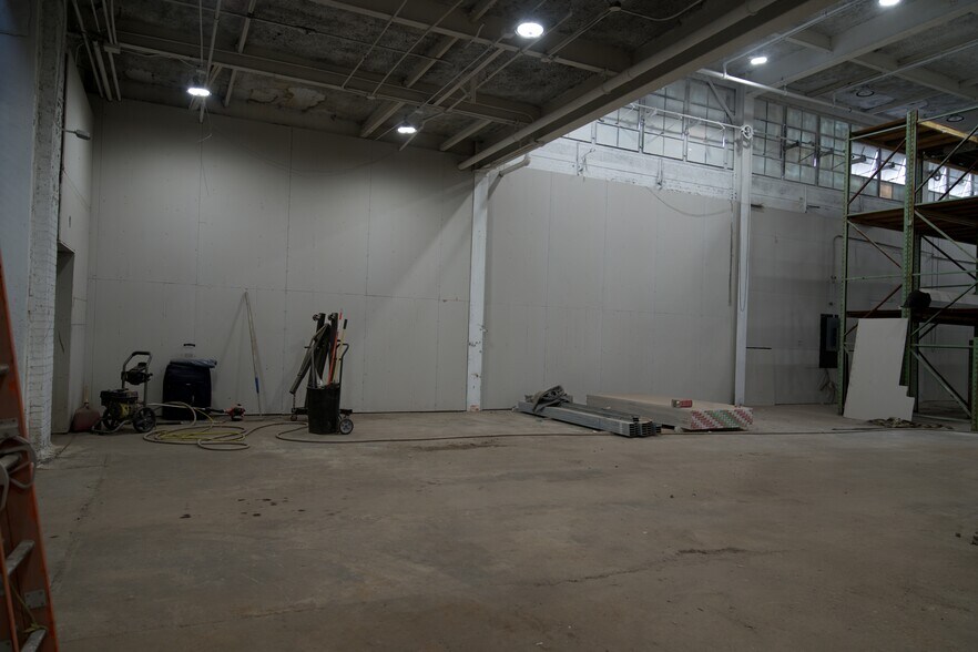 More Photos Of 828 Newark Ave, Elizabeth Warehouse For Lease