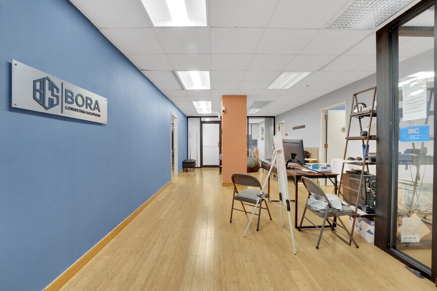 More Photos Of 7535 Little River Tpke, Annandale Office Residential For Sale