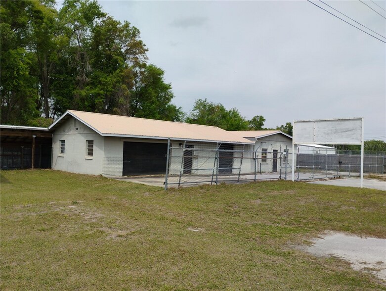 More Photos Of 934 NW 17th Ave, Ocala Warehouse For Lease