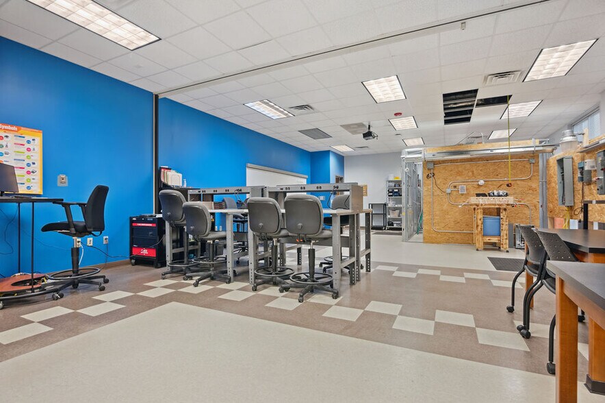 More Photos Of 105 New Frontier Way, Jacksonville Schools For Sale