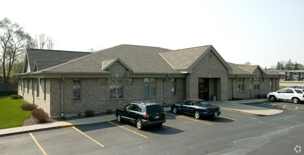 More Photos Of W188S7830 Racine Ave, Muskego Medical For Lease