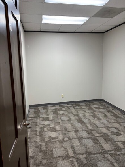 More Photos Of 12999 Jess Pirtle Blvd, Sugar Land Coworking Space