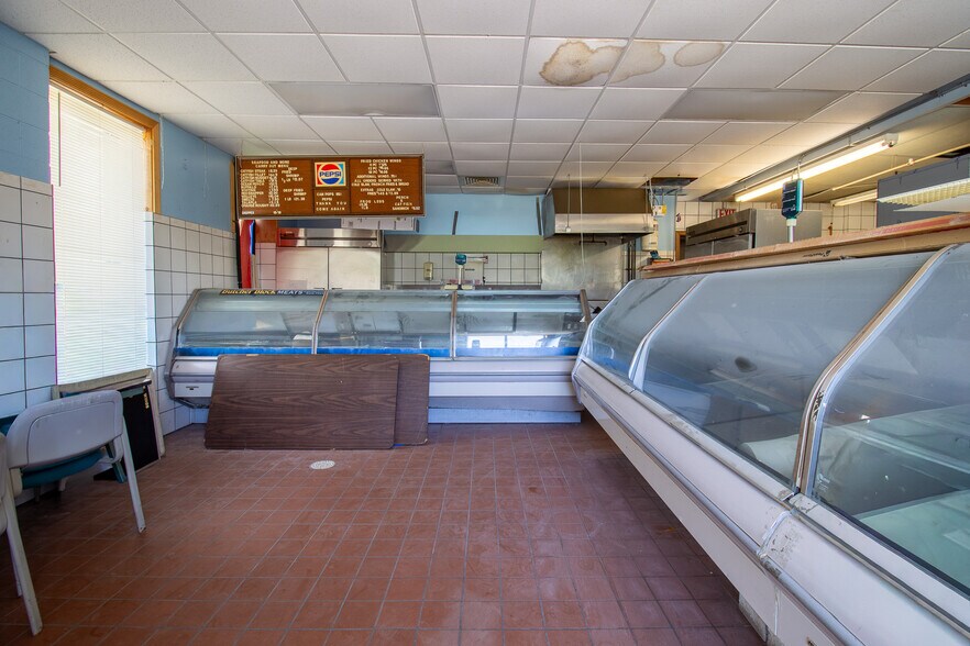 More Photos Of 4061 Richard Gordon Hatcher Blvd, Gary Flex For Sale