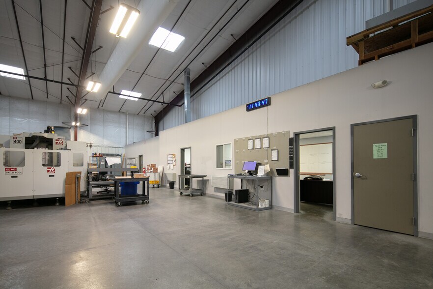 More Photos Of 1805 Fortune Dr, Winchester Warehouse For Sale