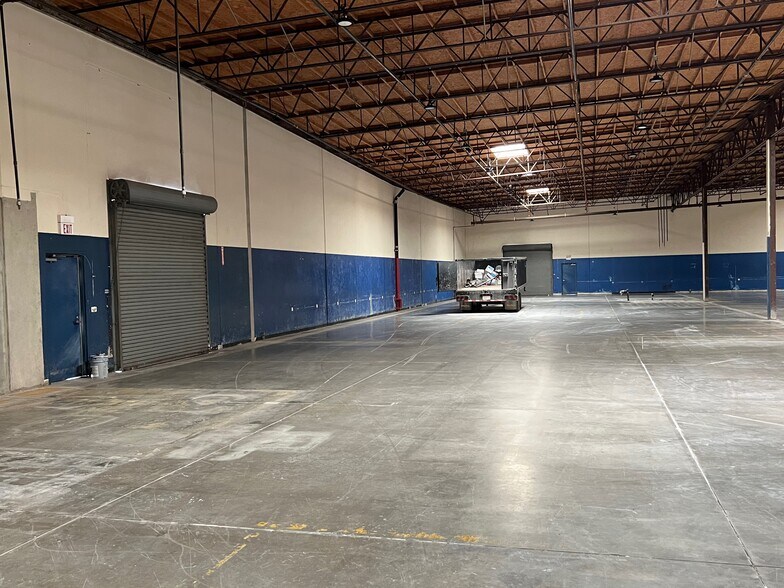 More Photos Of 701 Corporate Center Dr, Pomona Research And Development For Sale