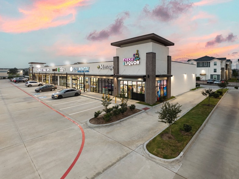 More Photos Of 10525 N Sam Houston Pky E, Humble Unknown For Lease