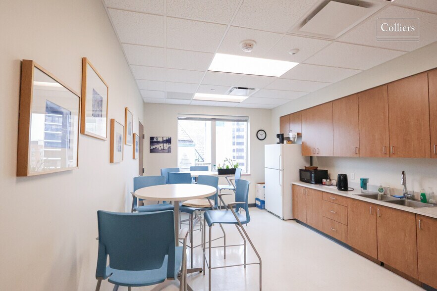 More Photos Of 4420 Bayard St, Pittsburgh Medical For Lease