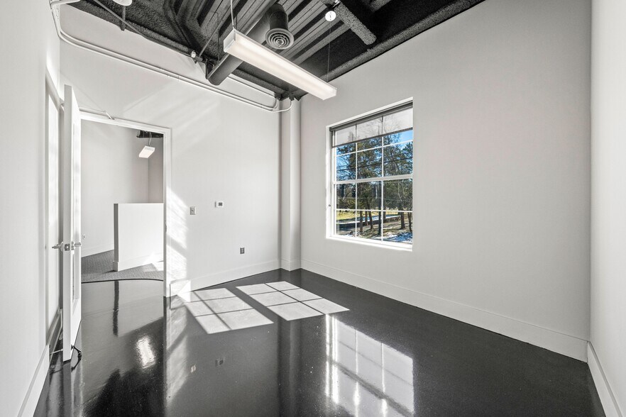 More Photos Of 2099 Thunderhead Rd, Knoxville Medical For Lease