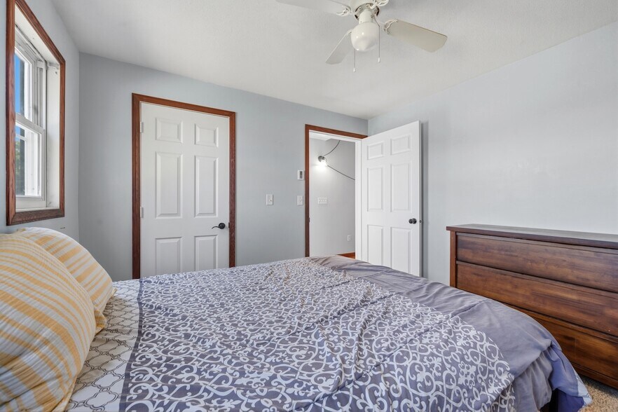 More Photos Of 316-318 Main St, Glenburn Apartments For Sale