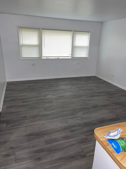 More Photos Of 10952 S Western Ave, Chicago Apartments For Sale