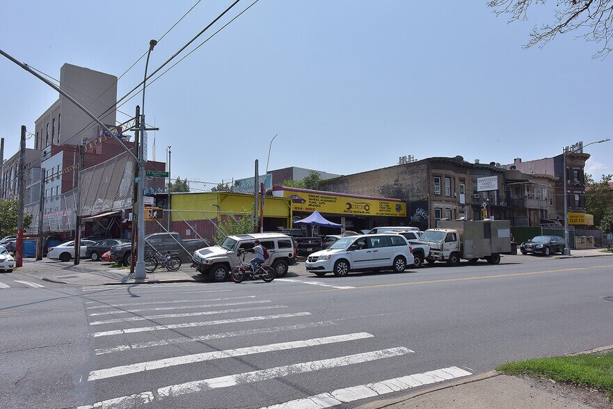 More Photos Of 3605 Fort Hamilton Pky, Brooklyn Storefront For Sale