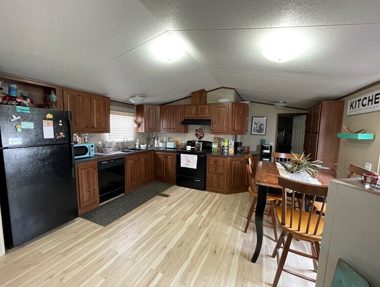 More Photos Of 2306 W Interstate 20, Monahans Land For Sale