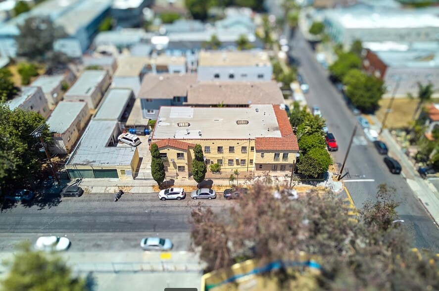 More Photos Of 1151 N Kingsley Dr, Los Angeles Apartments For Sale