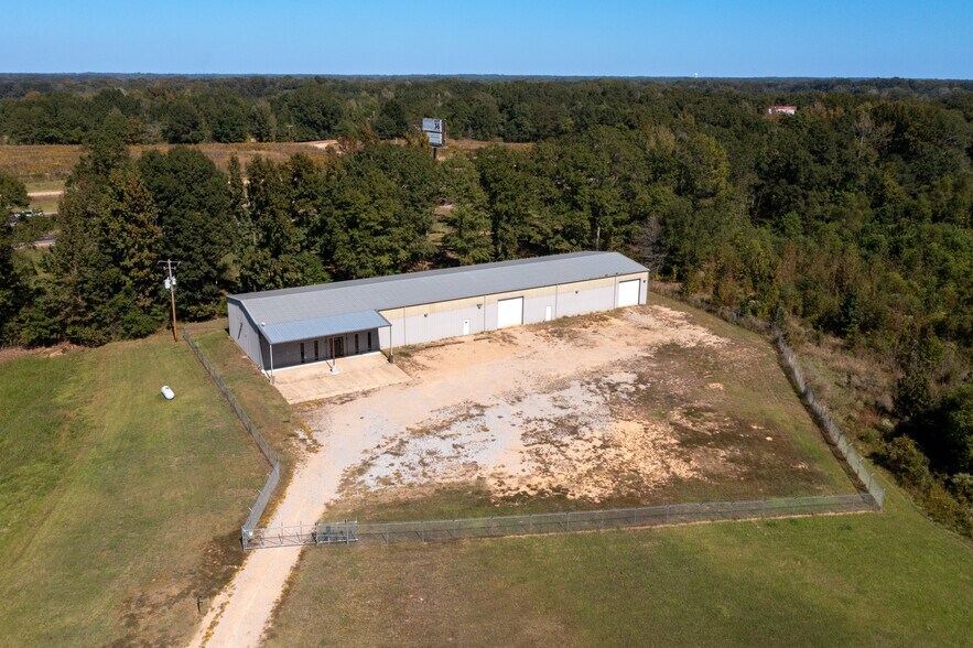 More Photos Of 1488 Industrial Dr, Bolton Warehouse For Sale