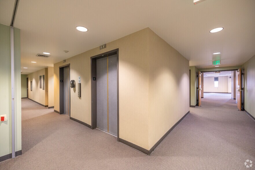 More Photos Of 800 N Grant St, Denver Office For Sale