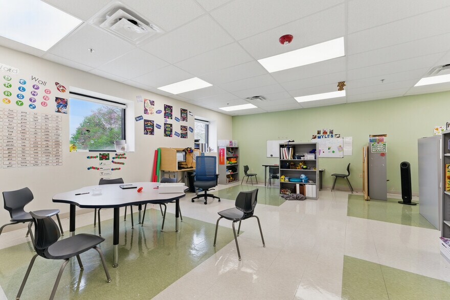 More Photos Of 2024 Westover Rd, Chicopee Warehouse For Sale