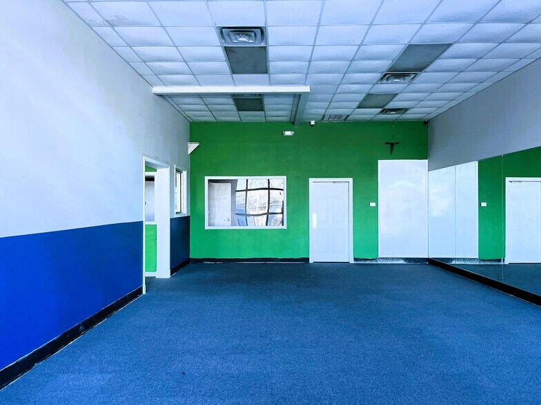 More Photos Of 5810 Main St, Zachary Unknown For Lease
