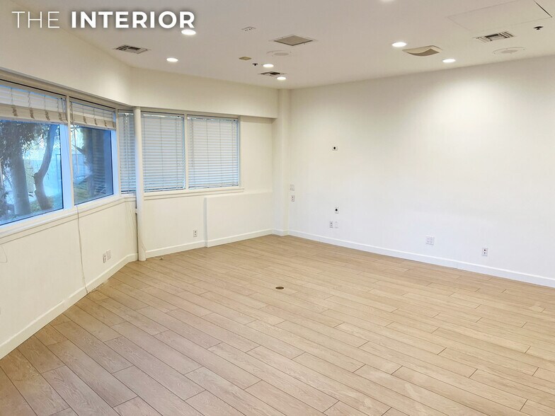 More Photos Of 2980 N Beverly Glen Cir, Los Angeles Office For Lease