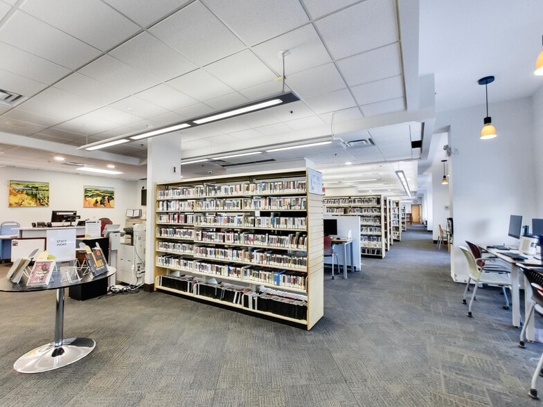 More Photos Of 540 Plains Rd E, Burlington Apartments For Sale