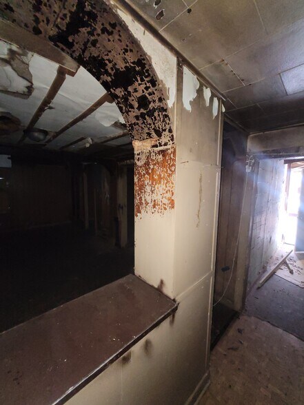 More Photos Of 1823 W 8th St, Muncie Multifamily For Sale