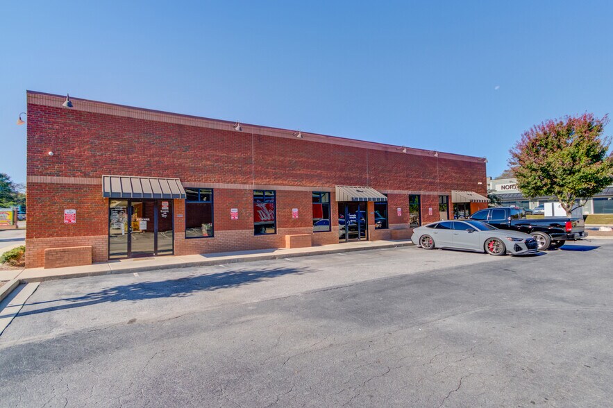 More Photos Of 3584 Atlanta Hwy, Flowery Branch Restaurant For Lease