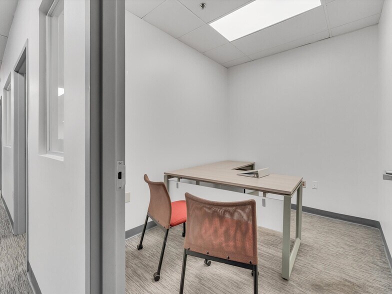 More Photos Of 3301 NW 107th Ave, Miami Research And Development For Lease