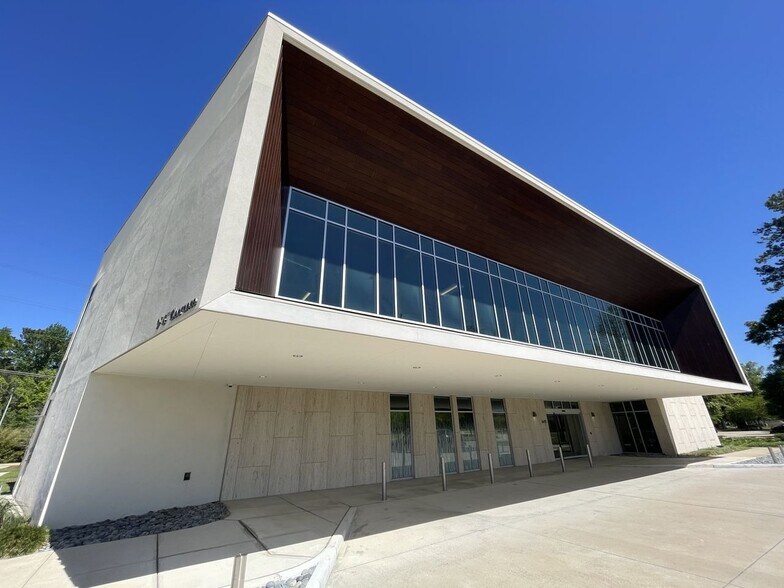 More Photos Of 6411 Perkins Rd, Baton Rouge Medical For Lease