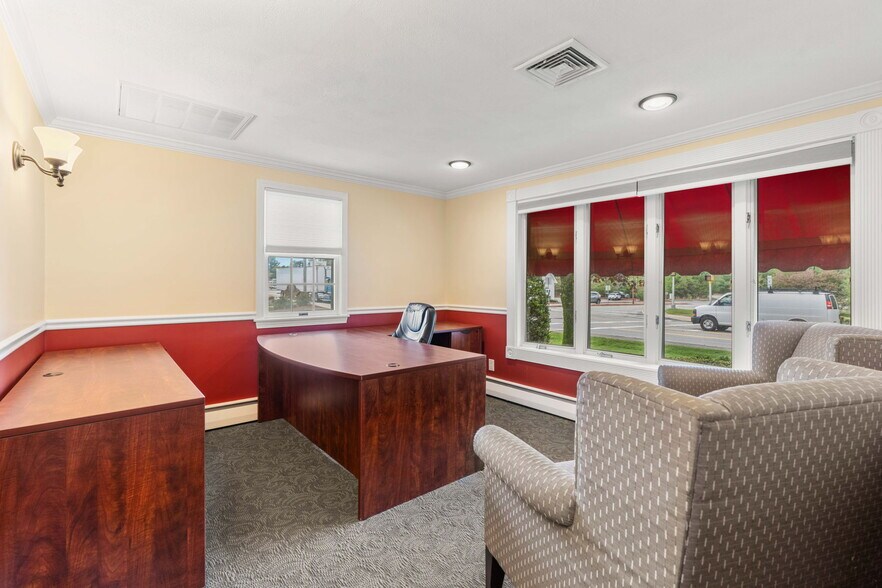 More Photos Of 1764 Main St, Tewksbury Office For Lease