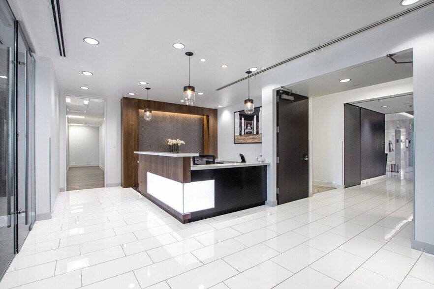 More Photos Of 620 Newport Center Dr, Newport Beach Coworking Space