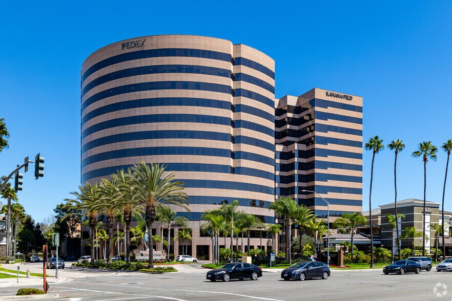 More Photos Of 2601 Main St, Irvine Office For Lease
