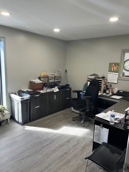 More Photos Of 395 S Main St, Eagleville Warehouse For Sale