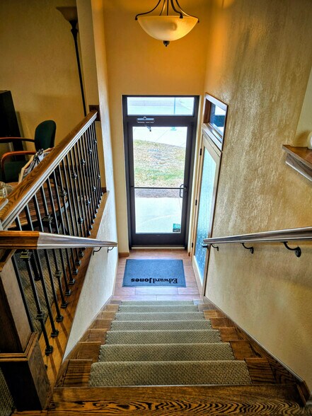 More Photos Of 101 7th St S, Saint James Freestanding For Sale