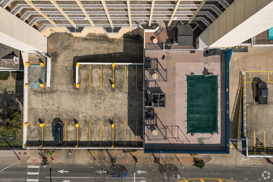 More Photos Of 2321 Atlantic Ave, Virginia Beach Hotel For Sale