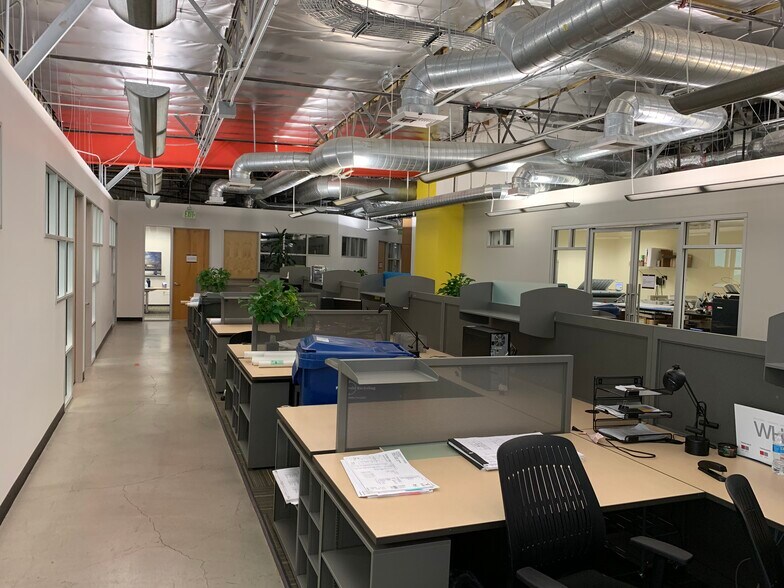 More Photos Of 2850 S Red Hill Ave, Santa Ana Office For Lease