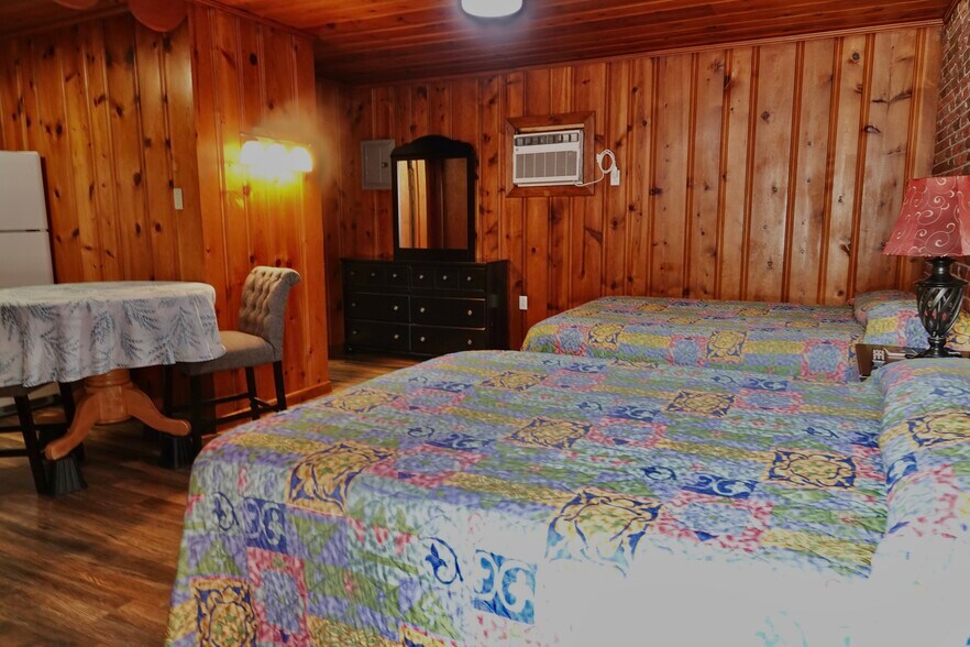 More Photos Of , Hornbeak Unknown For Sale