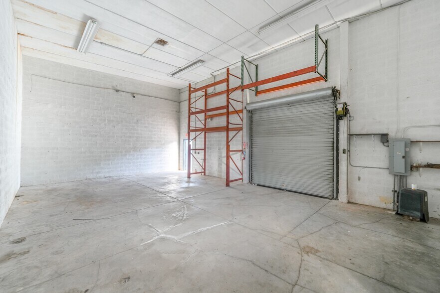 More Photos Of 23600 SW 132 Ave, Homestead Service For Lease