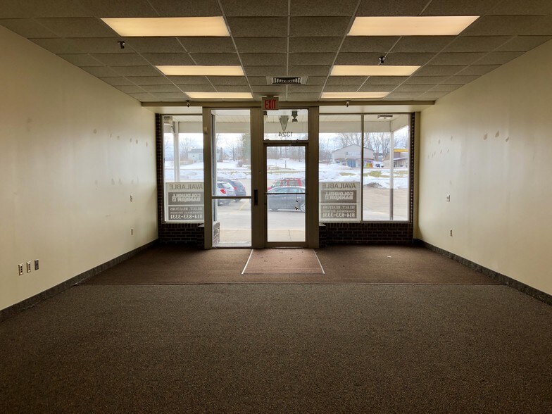 More Photos Of 1324-1424 E Grandview Blvd, Erie Unknown For Lease