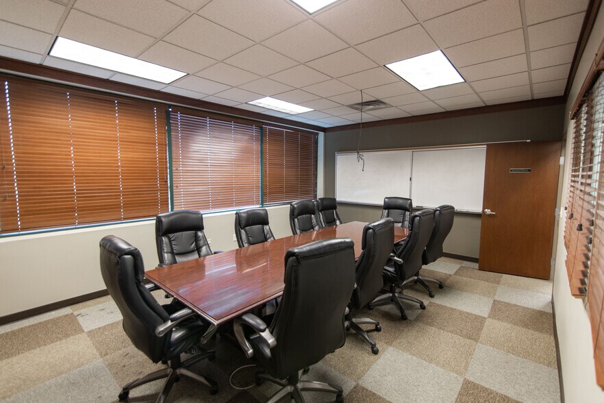 More Photos Of 1358 W Business Park Dr, Orem Office For Sale