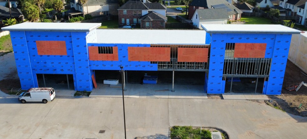More Photos Of 9121 Broadway St, Pearland Unknown For Lease