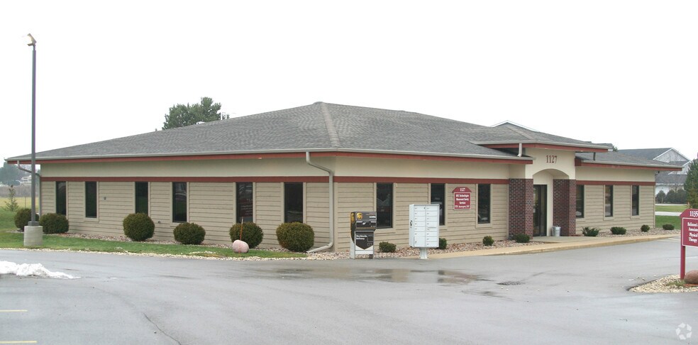More Photos Of 1127 Prairie Dr, Racine Medical For Sale